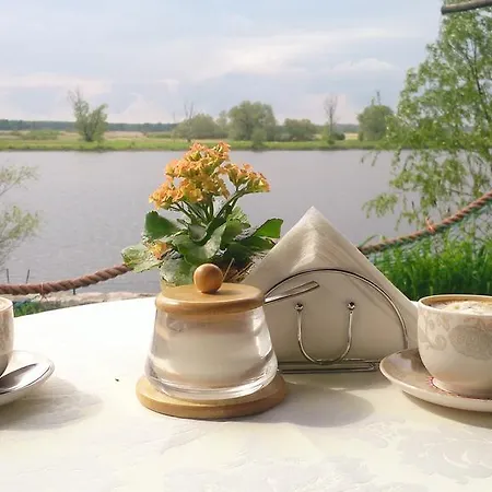 Bed & Breakfast Goscinne Aga Widuchowa